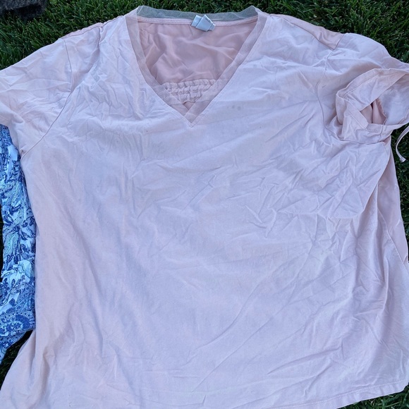 Plus size shirt bundle - Picture 3 of 6